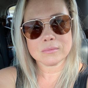 Meet your Posher, Nichole